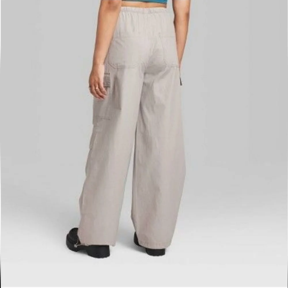 Women's Taupe High-Rise Cargo Parachute Pants - Picture 2 of 8
